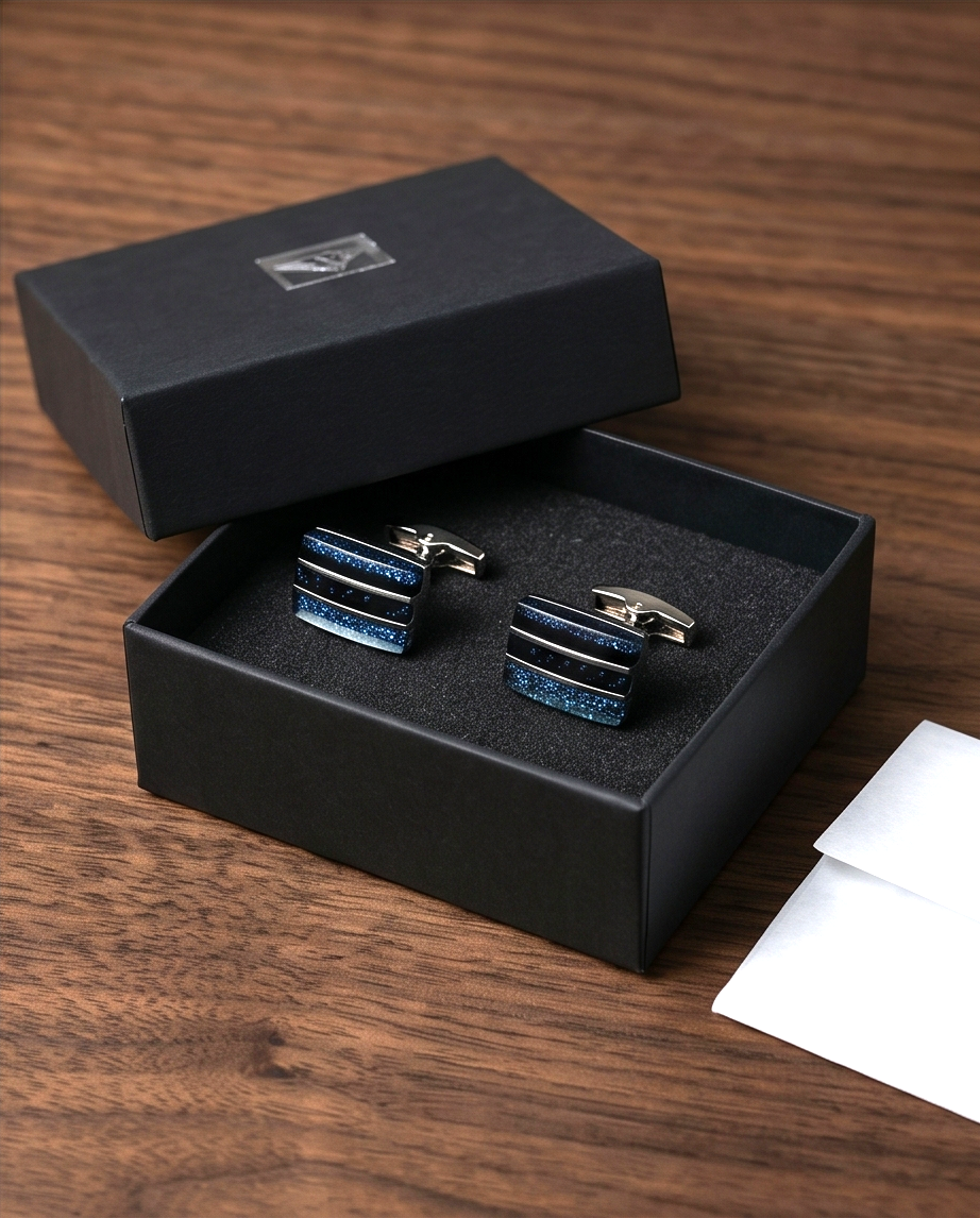Midnight Nebula Rectangular Cufflinks von Pamoni