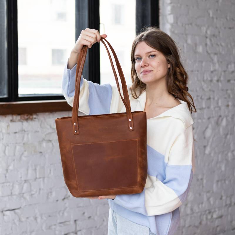 Leder Tragetaschen Für Frauen, Einkaufstasche, Große Tragetasche, Braune Tasche, Laptoptasche, Einkaufstasche Mit Taschen, Ledergeschenke Sie von PandaUA