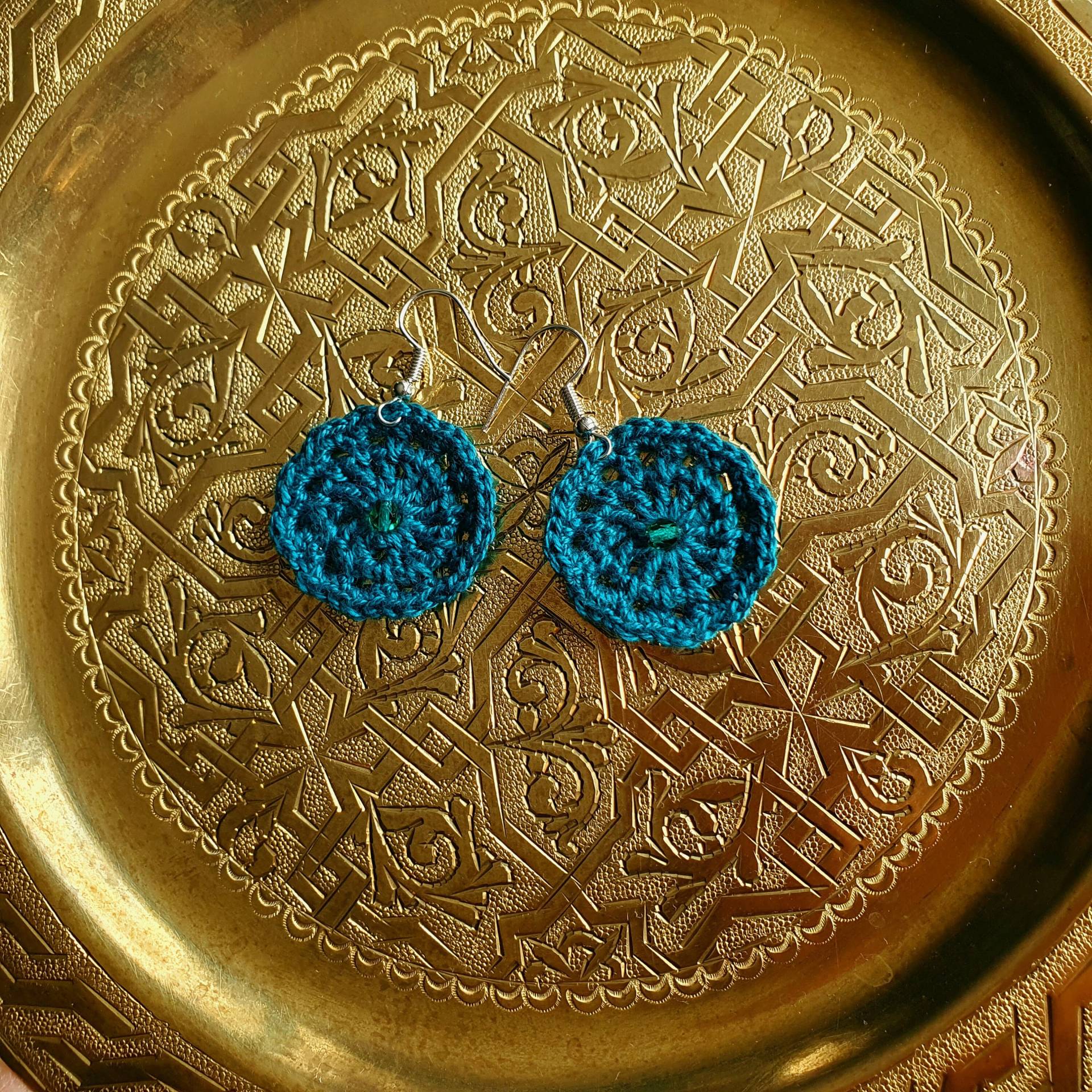 Dangle Earrings For Women Round Crocheted With Glass Beads Available in Different Colours Dangle Earrings For Women Round Crocheted With Glass Beads Available in Different Colours von PandalaShop