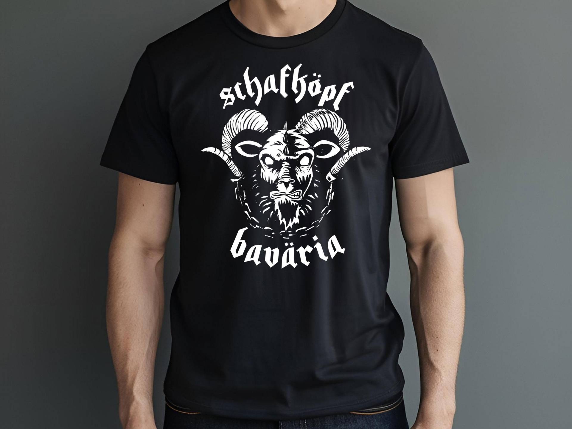 Sachköpf Baväria Shirt - Motörhead Hommage/Parodie T-Shirt Sachköpf Baväria Shirt - Motörhead Hommage/Parodie T-Shirt von PandisComicShop