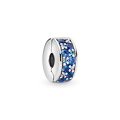 PANDORA Moments Blauer Pavé-Clip Sterling Silber, Cubic Zirconia 791817NSBMX von PANDORA