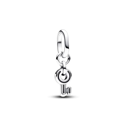 PANDORA ME Schlüssel Mini-Charm-Anhänger aus Sterling Silber, Kompatibel ME und Moments Armbändern, 793084C00 PANDORA ME Schlüssel Mini-Charm-Anhänger aus Sterling Silber, Kompatibel ME und Moments Armbändern, 793084C00 von PANDORA
