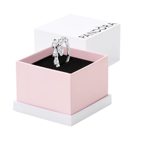 PANDORA Timeless Glitzernder Überlappender Band-Ring aus Sterling Silber mit Cubic Zirkoniastein verziert, Größe: 52, 193004C01-52 PANDORA Timeless Glitzernder Überlappender Band-Ring aus Sterling Silber mit Cubic Zirkoniastein verziert, Größe: 52, 193004C01-52 von PANDORA