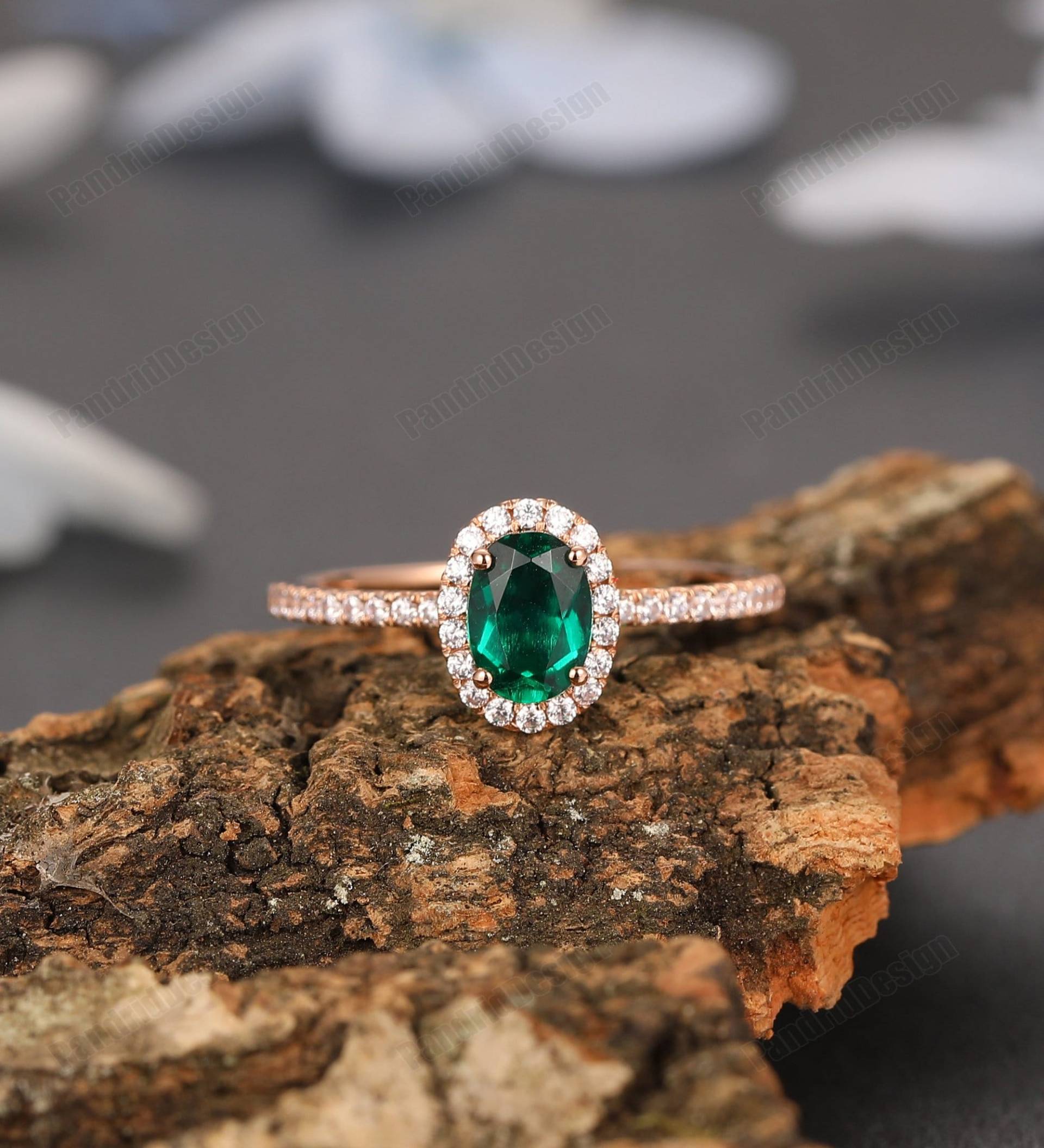 14K Solid Gold Ring, Halo Ring 1.0Ct 5 X 7 Mm Oval Cut Smaragd Verlobungsring Gold, Jubiläum Edelstein Halbe Ewigkeit Pave Set 14K Solid Gold Ring, Halo Ring 1.0Ct 5 X 7 Mm Oval Cut Smaragd Verlobungsring Gold, Jubiläum Edelstein Halbe Ewigkeit Pave Set von PandridDesign