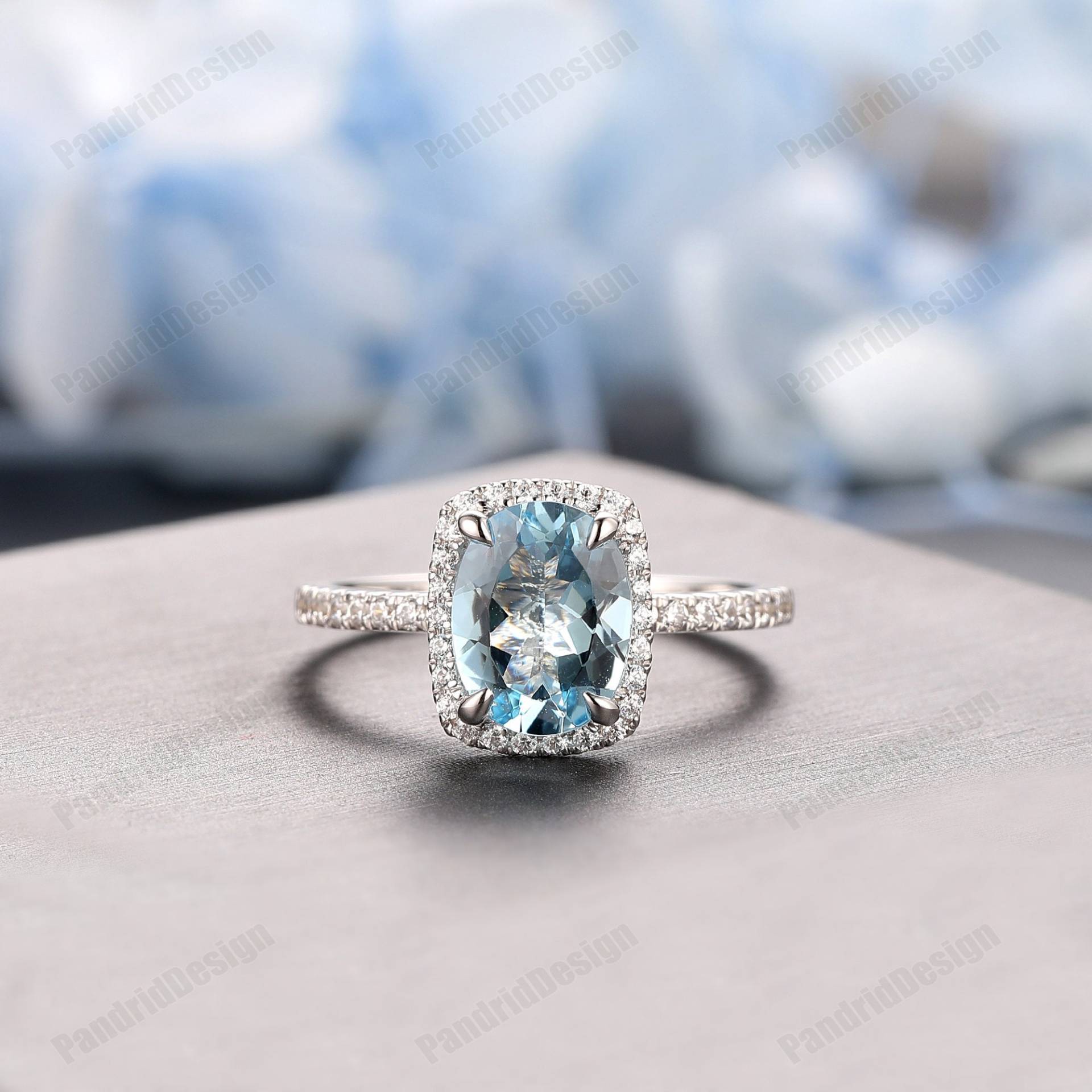 Halo 2.0Ct 7 X 9 Mm Oval Cut Natürlicher Aquamarin Jubiläumsring, 14K Rosegoldring, Handgefertigte Verlobung, Hochzeit, Geburtstagsgeschenke von PandridDesign