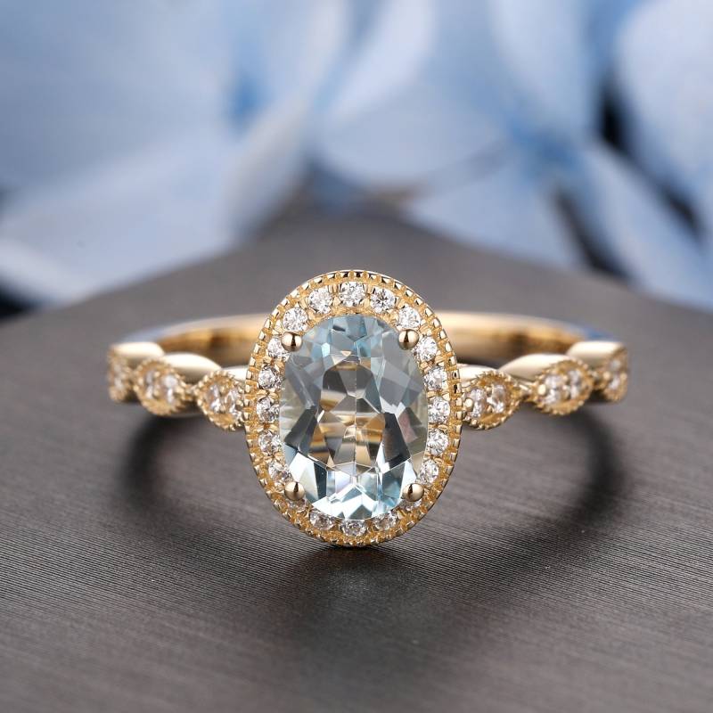 Handgefertigter Milgrain Verlobungsring, 5 X 7 Mm 1.0Ct Oval Cut Natural Aquamarin Ring, Akzente Moissanit Diamant 14K Rose Gold Ehering von PandridDesign
