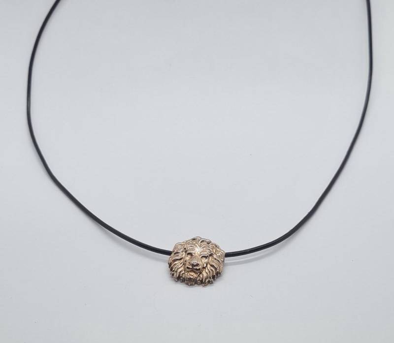 Löwe Lederhalsband | 24K Gold Vergoldet| Metallisch Hochwertig Und Zeitlos von Pangun