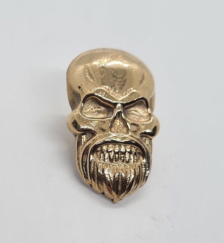 Totenkopf, Gothic Anstecknadel | Zinn 24 Karat Vergoldet Handgefertigt Metallisch Schmetterlingsverschluss von Pangun