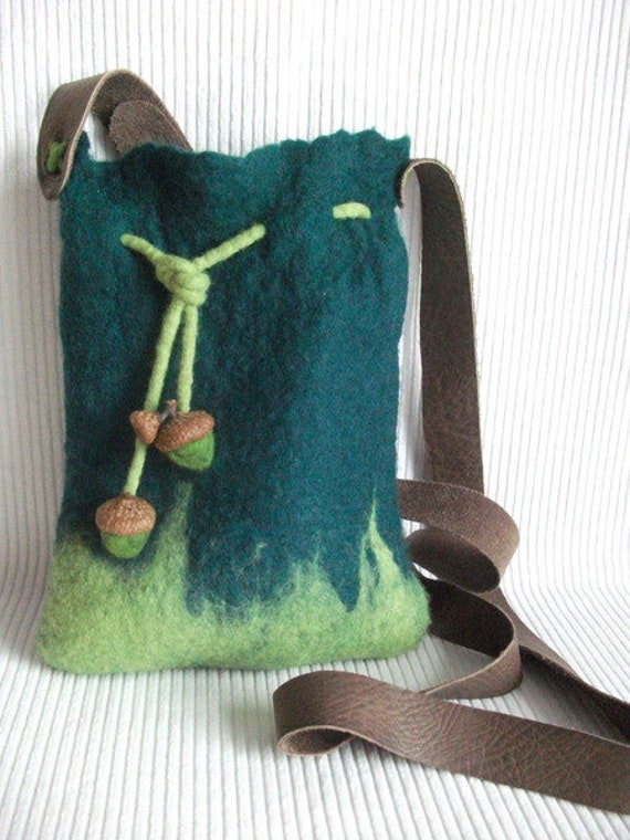 Filztasche Filzbeutel Mit Filzeicheln Filztasche Filzbeutel Mit Filzeicheln von PanniBerlin