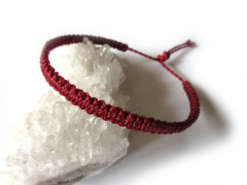 Dunkle Rote Schnur Freundschaft Flache Armband, Liebe, Surf, Kabbalah Unisex Armband Handgefertigt Mit Gewachster Réf.pp60 Dunkle Rote Schnur Freundschaft Flache Armband, Liebe, Surf, Kabbalah Unisex Armband Handgefertigt Mit Gewachster Réf.pp60 von PapachoCreations