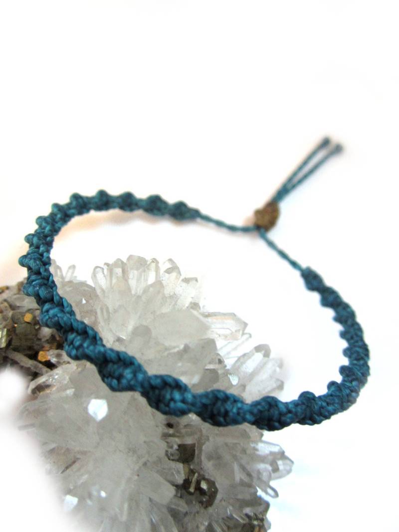 Petrol/Blau Spirale Freundschaft Armband/Bohemian/Surf Runden Makramee Faden Armband Handgemachte Réf.ps228 Petrol/Blau Spirale Freundschaft Armband/Bohemian/Surf Runden Makramee Faden Armband Handgemachte Réf.ps228 von PapachoCreations