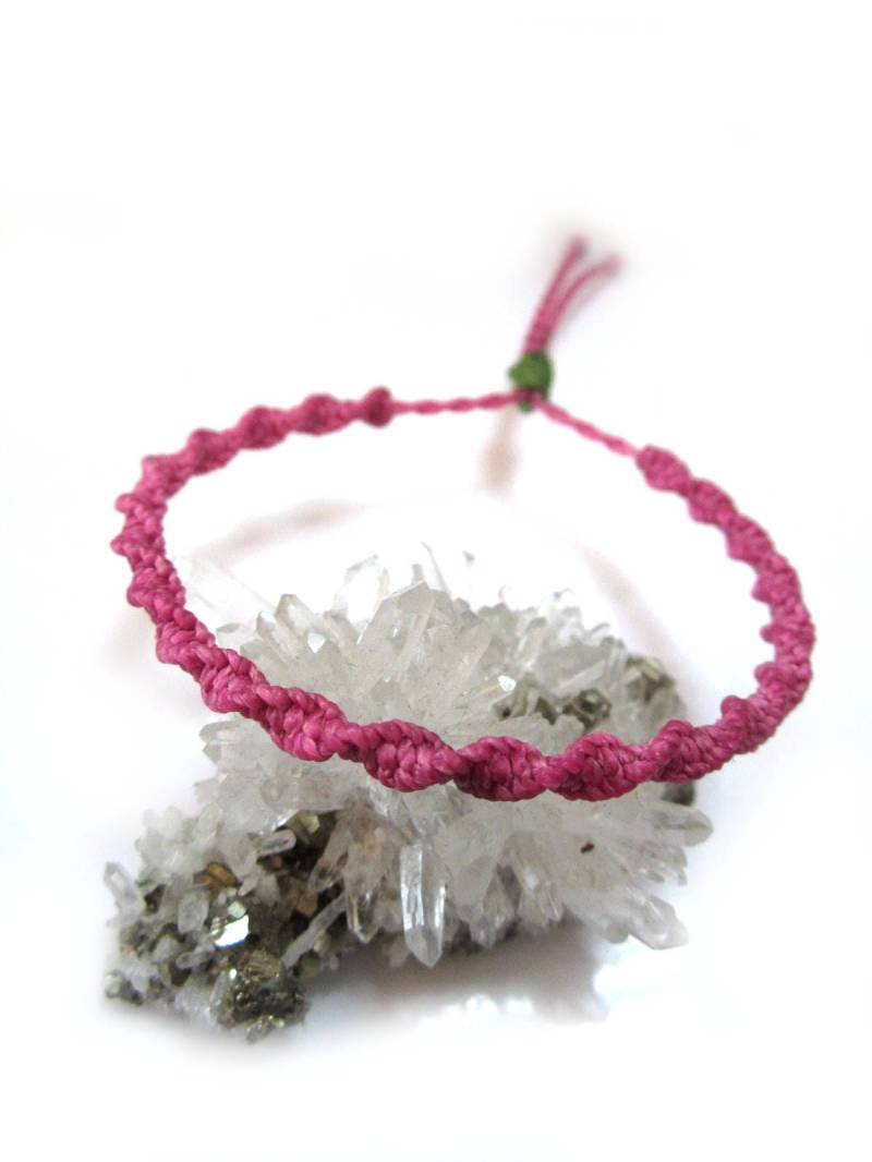 Rosa Pink Freundschaft/Bohemian/Surf Runde Spirale Makramee Fäden/Schnüre Armband Handgemachte Réf.ps899 Rosa Pink Freundschaft/Bohemian/Surf Runde Spirale Makramee Fäden/Schnüre Armband Handgemachte Réf.ps899 von PapachoCreations