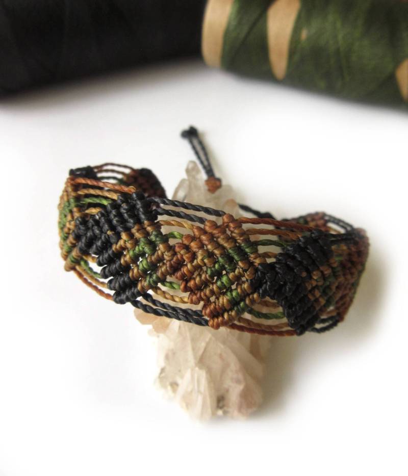 Schwarz & Braun Makramee Freundschaft Armband Handmade Surf Boho Papacho Creations Schwarz & Braun Makramee Freundschaft Armband Handmade Surf Boho Papacho Creations von PapachoCreations