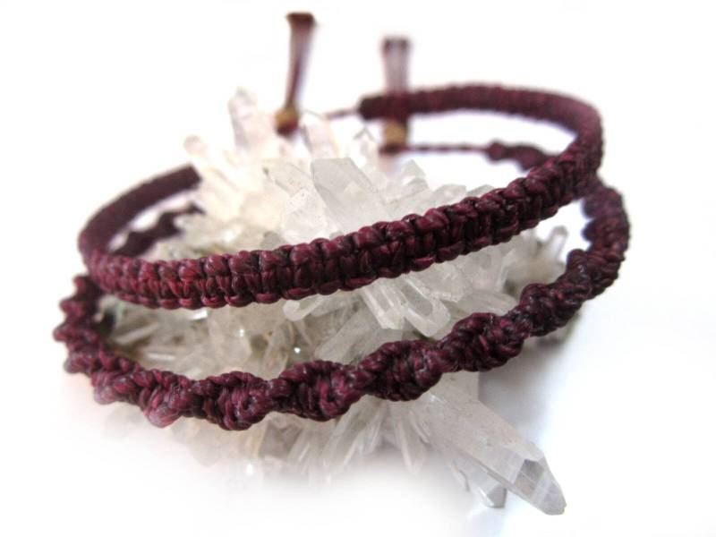 x2 Dunkelviolett/Pflaume Freundschaftsarmband/Boho/Surf Armband Makramee Handgemacht Mit Gewachsten Schnüren Réf.pp+Ps632 x2 Dunkelviolett/Pflaume Freundschaftsarmband/Boho/Surf Armband Makramee Handgemacht Mit Gewachsten Schnüren Réf.pp+Ps632 von PapachoCreations
