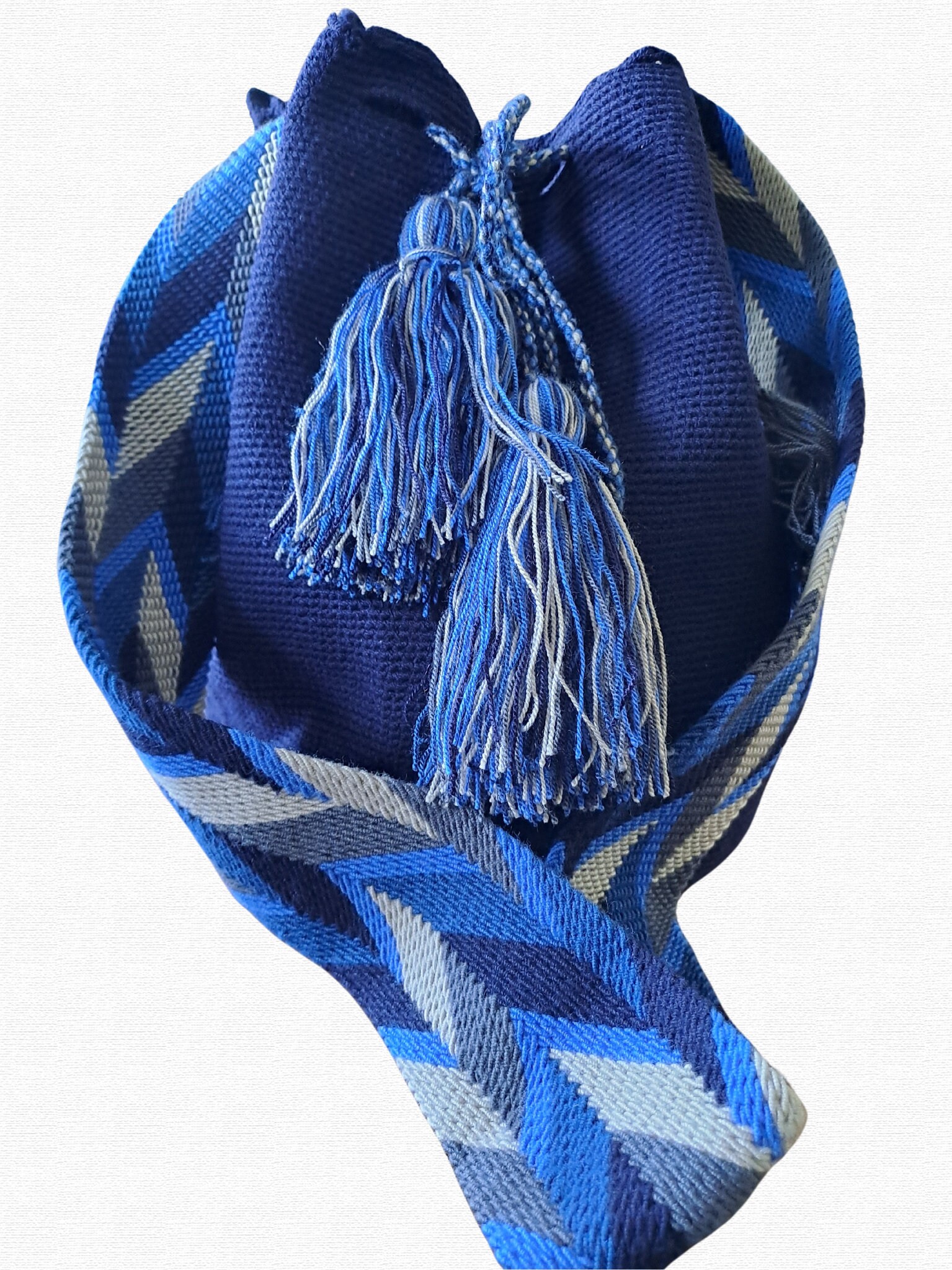 Wunderschöne Mochila in Blau Kunsthandwerk Aus Kolumbien Bohostil Crossbody Einfarbig Wunderschöne Mochila in Blau Kunsthandwerk Aus Kolumbien Bohostil Crossbody Einfarbig von PapayaOcean