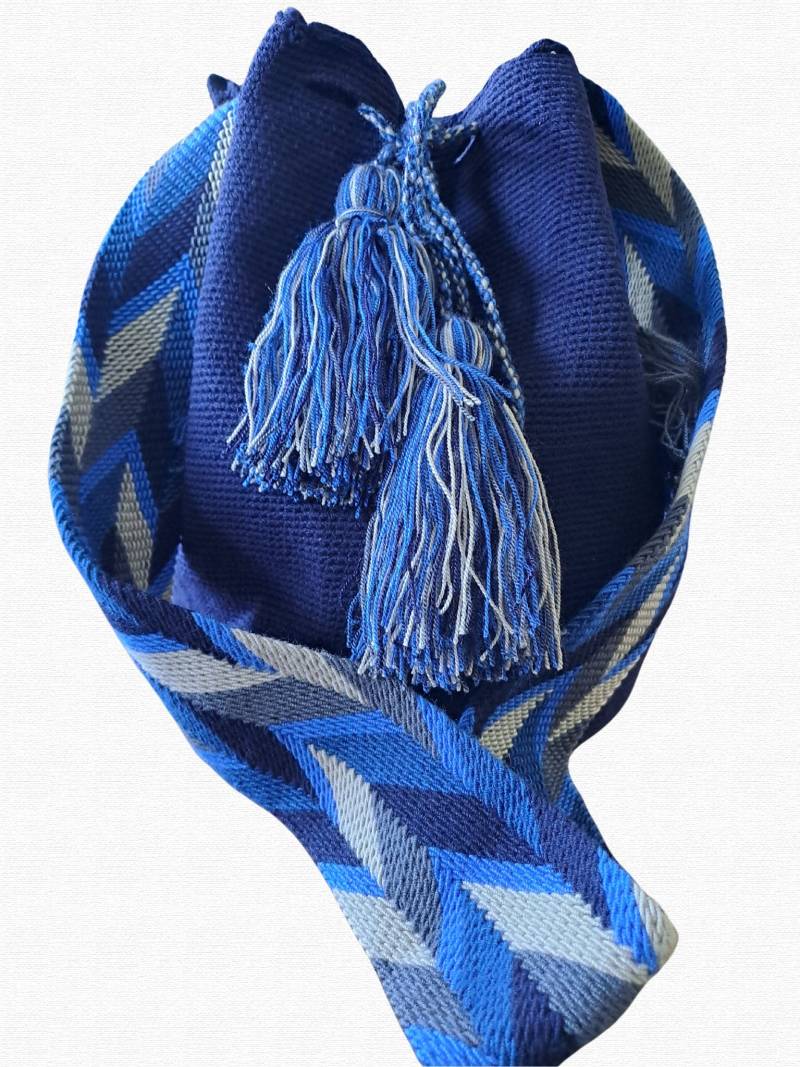 Wunderschöne Mochila in Blau Kunsthandwerk Aus Kolumbien Bohostil Crossbody Einfarbig Wunderschöne Mochila in Blau Kunsthandwerk Aus Kolumbien Bohostil Crossbody Einfarbig von PapayaOcean