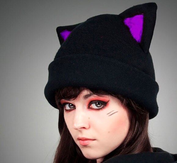 Schwarze Mütze Kitty Violette Kunstpelz Lila Tier Ohren Beanie Kawaii Cosplay Cat von PaperCatsPL