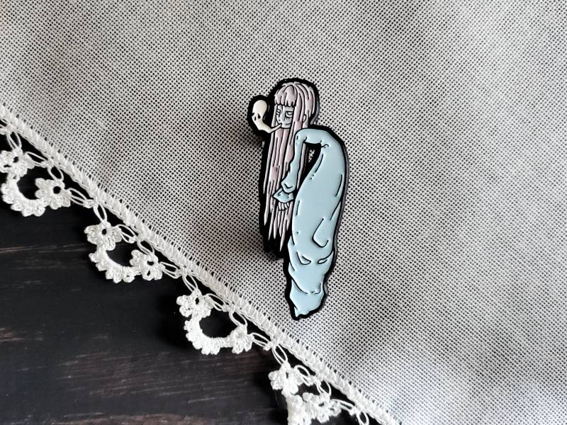 Der Haunter-Geister-Pin von PaperHaunt