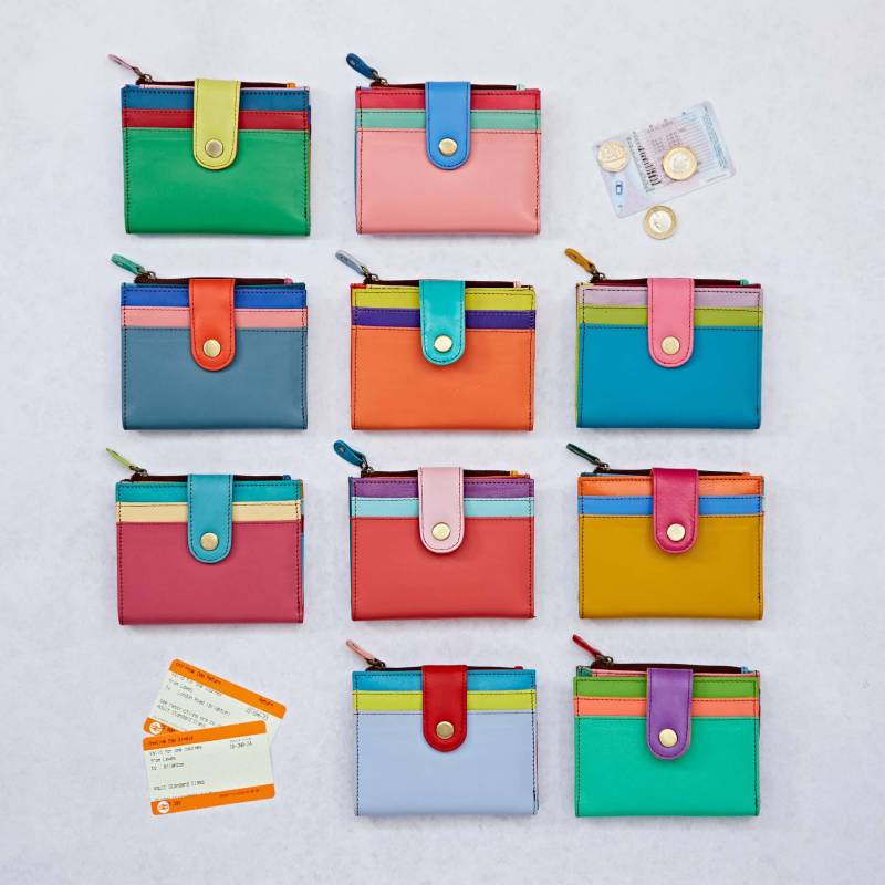 Kleine Geldbörse Aus Recyceltem Leder Einzigartige, Handgefertigte Reisebrieftasche von PaperHighGifts