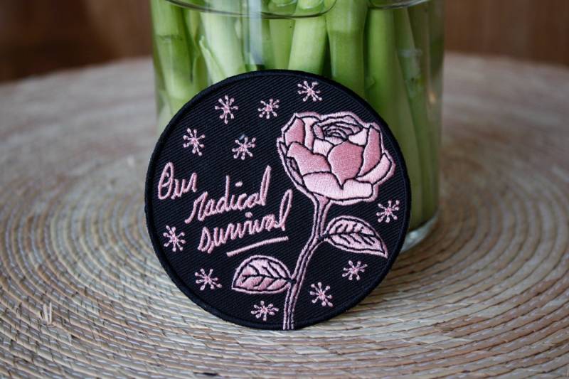 Aufnäher Unser Radikales Überleben von PaperKindness