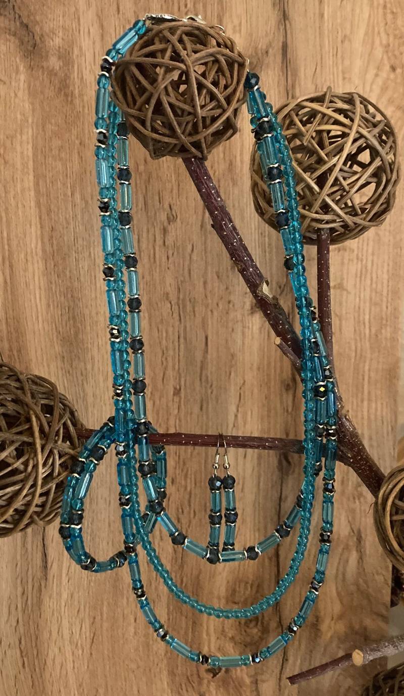 Glasperlen-Schmuckset von Paperbeadery