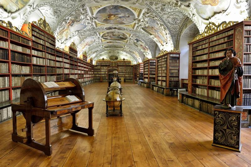Papermoon Fototapete "ARCHITEKTUR-BIBLIOTHEK VON STRAHOV KLOSTER JAHR 1143" von Papermoon