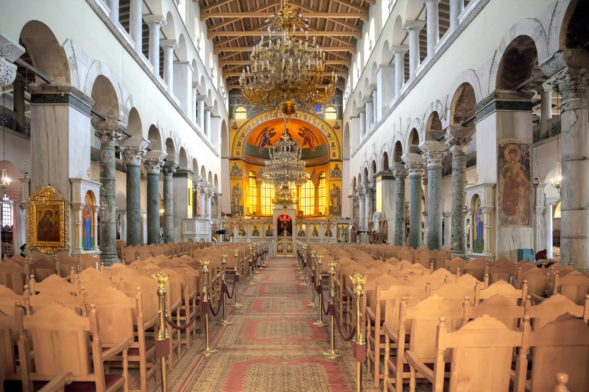 Papermoon Fototapete "ARCHITEKTUR-ORTHODOXE KIRCHE SALONIKI KATHEDRALE SÄULEN" von Papermoon