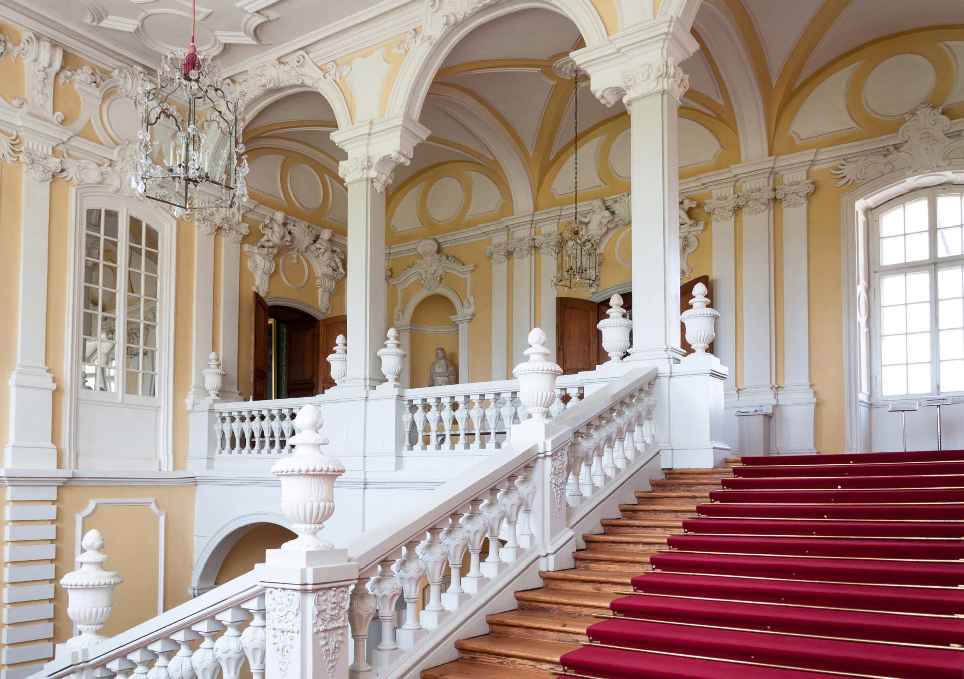 Papermoon Fototapete "ARCHITEKTUR-TREPPEN PALAST BÖGEN SÄULEN BAROCK ROKOKO" von Papermoon