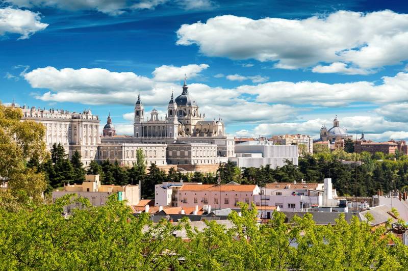 Papermoon Fototapete "Burg" von Papermoon