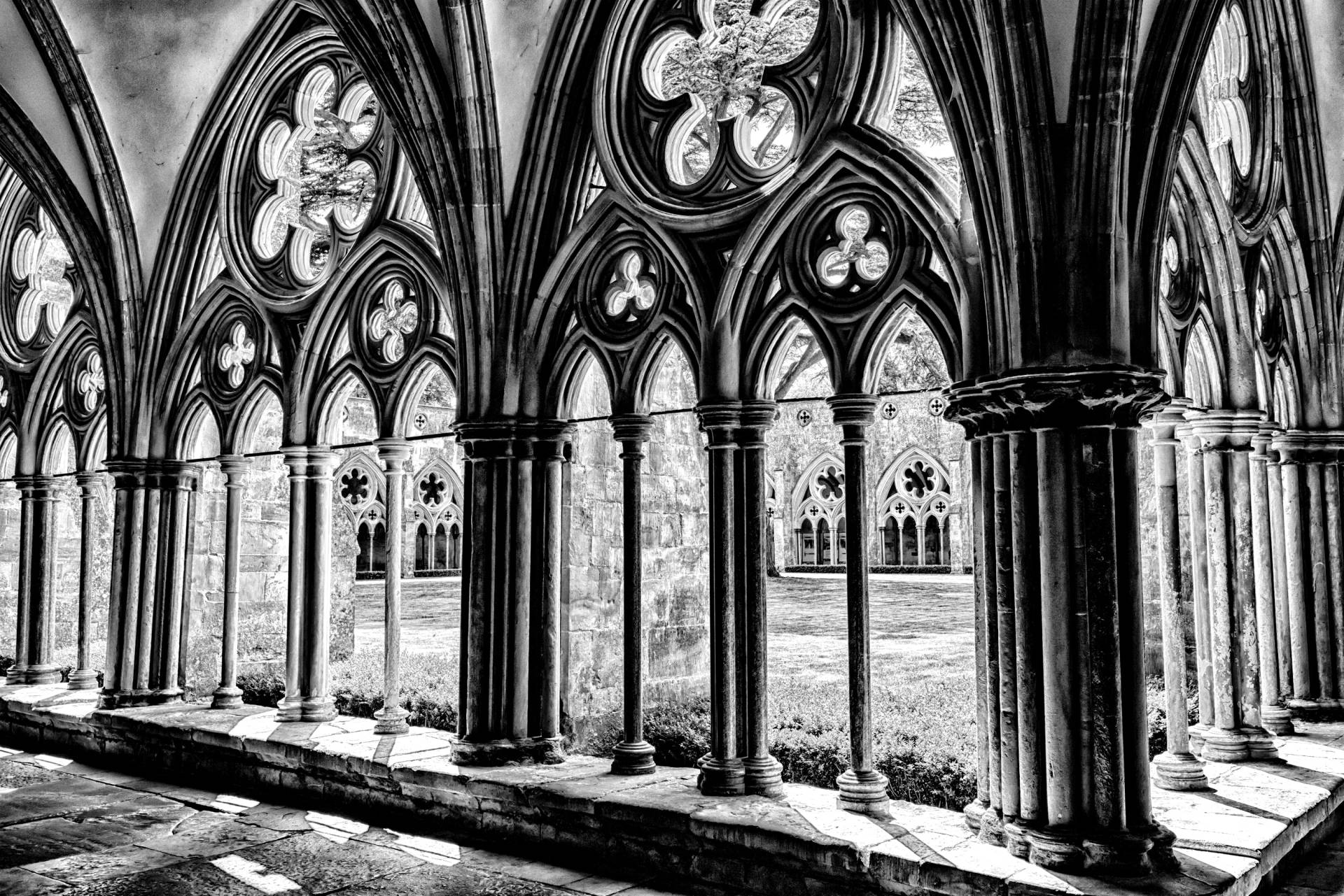 Papermoon Fototapete "Gebäude Schwarz & Weiß" von Papermoon