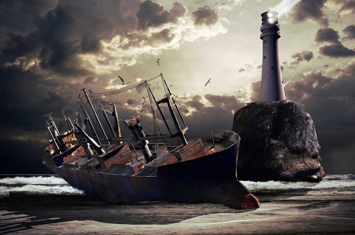 Papermoon Fototapete "Gestrandetes Schiff mit Leuchtturm" von Papermoon