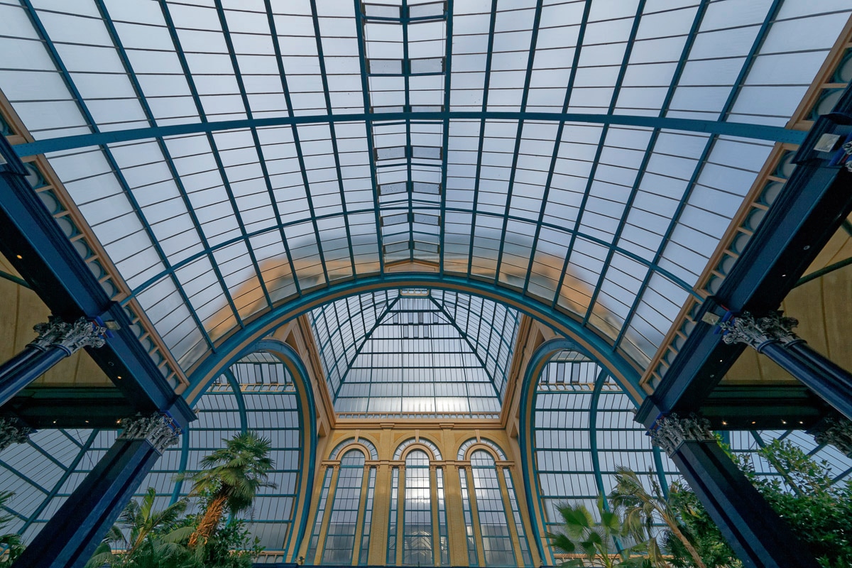 Papermoon Fototapete "Glasdach" von Papermoon