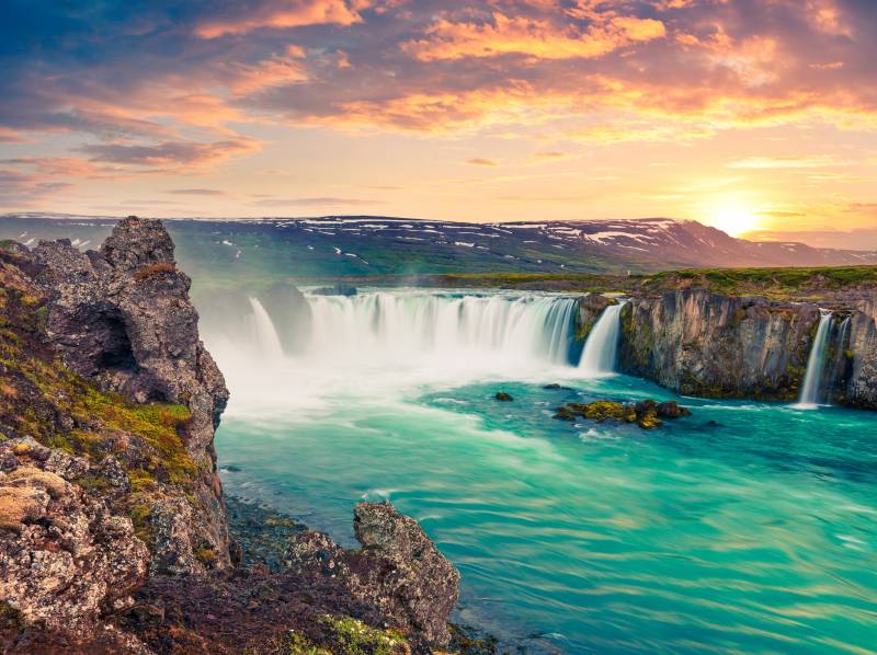 Papermoon Fototapete "Godafoss Waterfall Iceland" von Papermoon