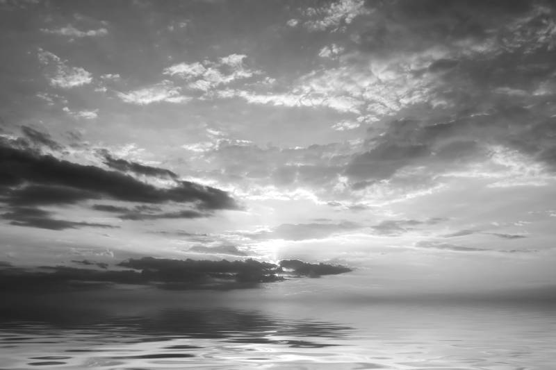 Papermoon Fototapete "Meer Schwarz & Weiß" von Papermoon