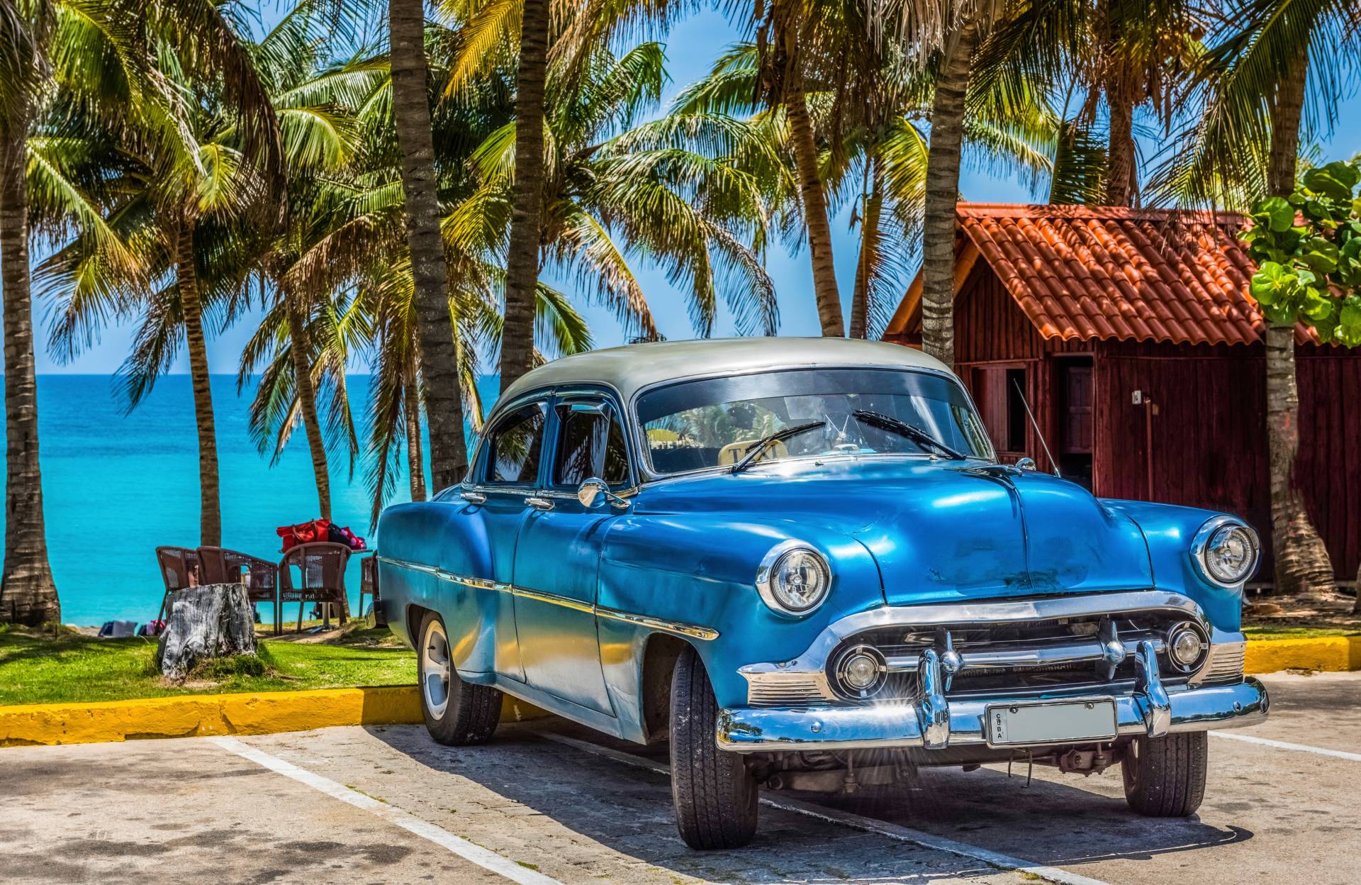 Papermoon Fototapete "OLDTIMER-HAVANNA KUBA VINTAGE AUTO PALMEN STRAND MEER" von Papermoon