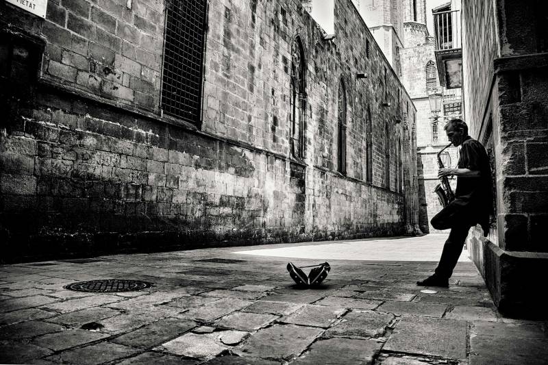 Papermoon Fototapete "Photo-Art GERTJAN VAN GEERENSTEIN, STILLE STRAßE" von Papermoon