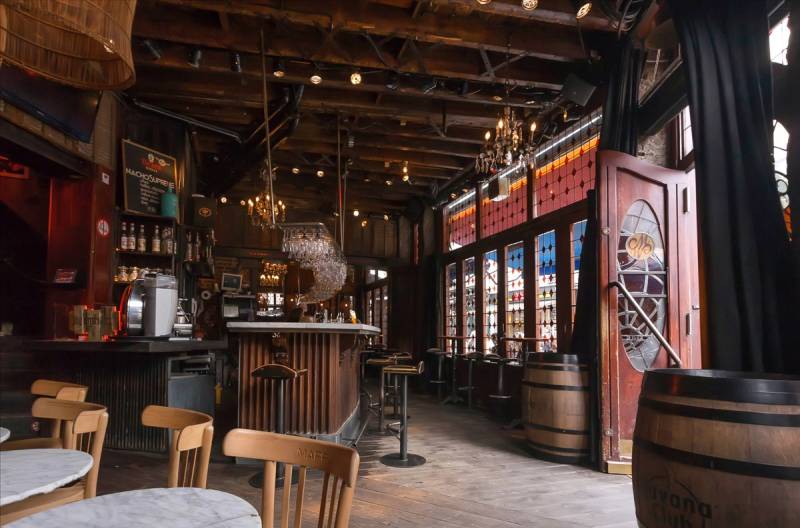 Papermoon Fototapete "Restaurant" von Papermoon