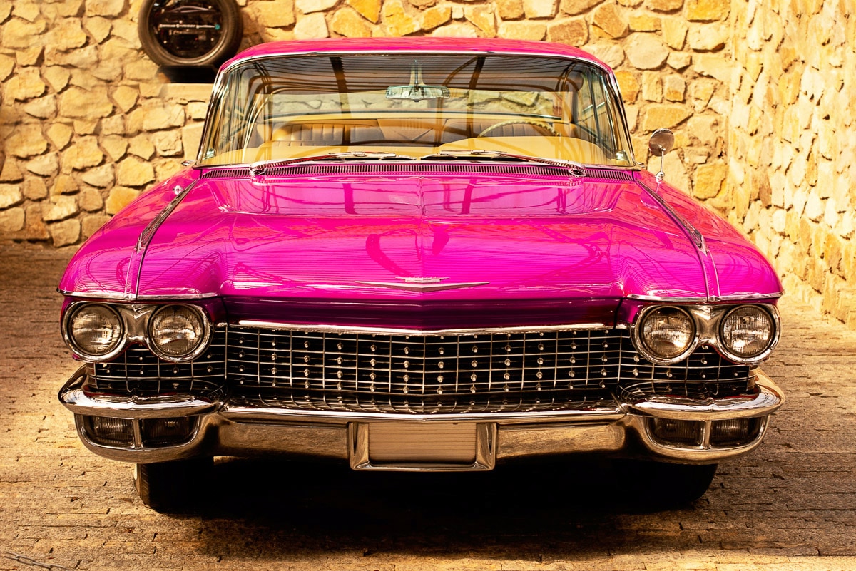 Papermoon Fototapete "Rosa oldtimer" von Papermoon