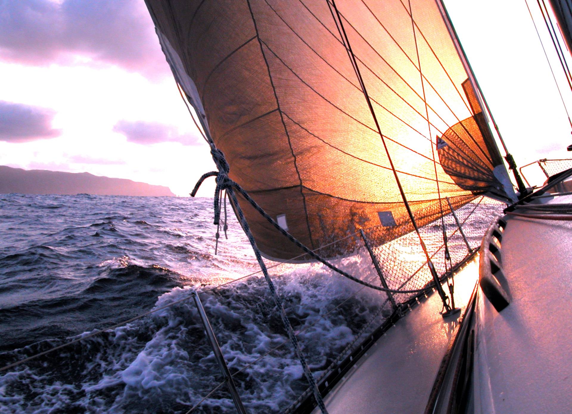 Papermoon Fototapete "Sailing to Sunset" von Papermoon