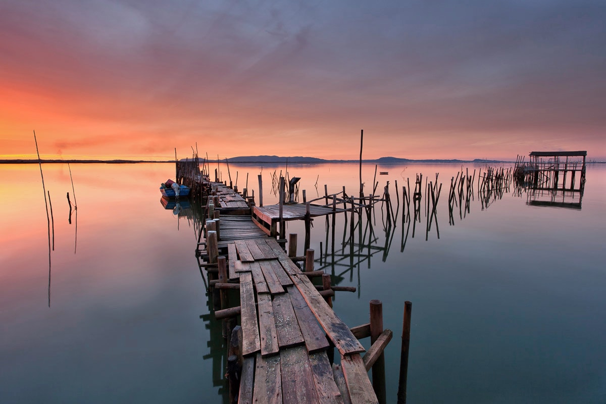 Papermoon Fototapete "Steg im Wasser" von Papermoon