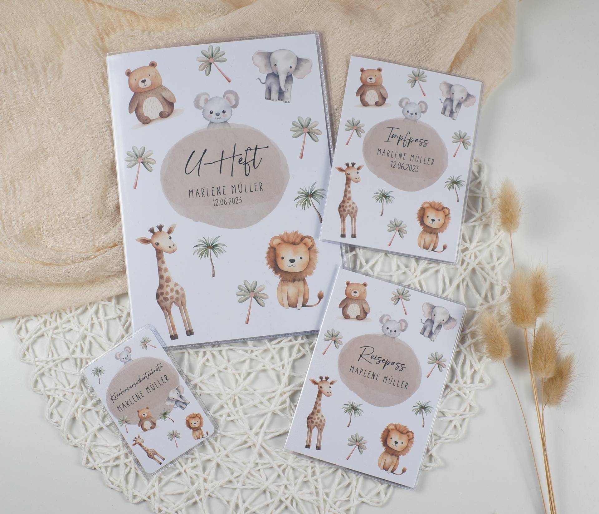 Set U-Heft Impfpass Reisepass Hülle Personalisiert Doodle Tiere, Geschenk Zur Geburt, Schutzhülle Mit Namen, Geschenkidee Für Babys Set U-Heft Impfpass Reisepass Hülle Personalisiert Doodle Tiere, Geschenk Zur Geburt, Schutzhülle Mit Namen, Geschenkidee Für Babys von PapierTraeume123