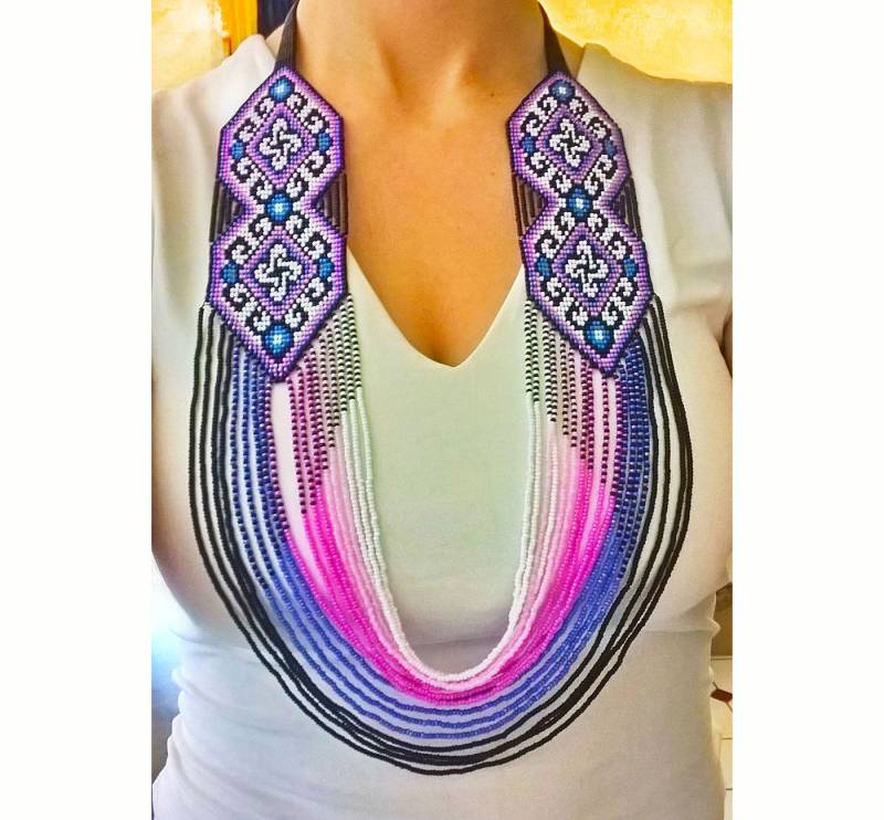 Ukrainian Traditional Beaded Necklace, Bead Loom Native America Style Jewelry von ParChevalier