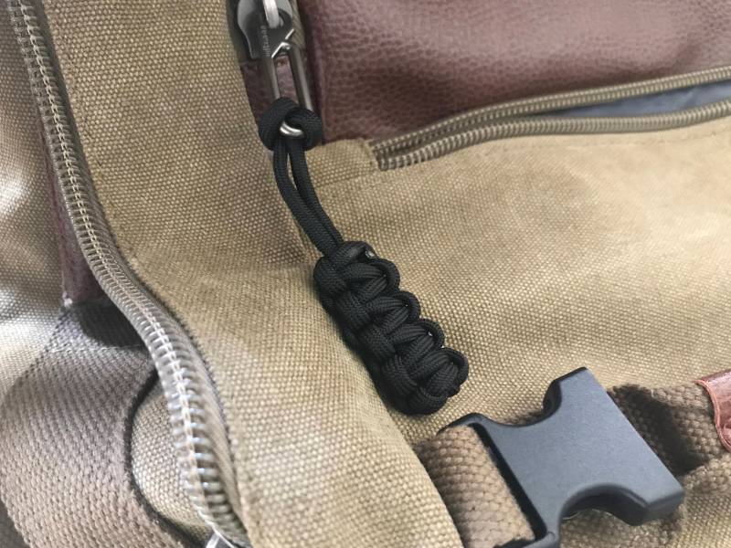 Paracord Cobra Reißverschlüsse Paracord Cobra Reißverschlüsse von ParacordCollective