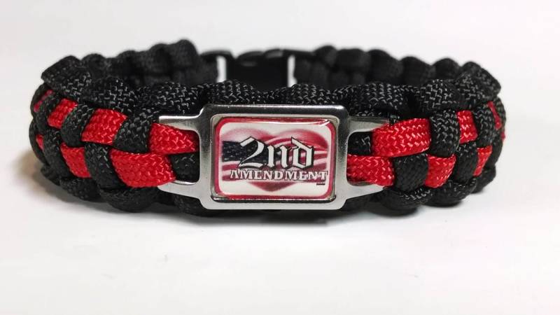 2. Änderung in Einem Herz Bild Rot Abwechselnd Streifen Paracord Überleben Armband von Paracordsandmore