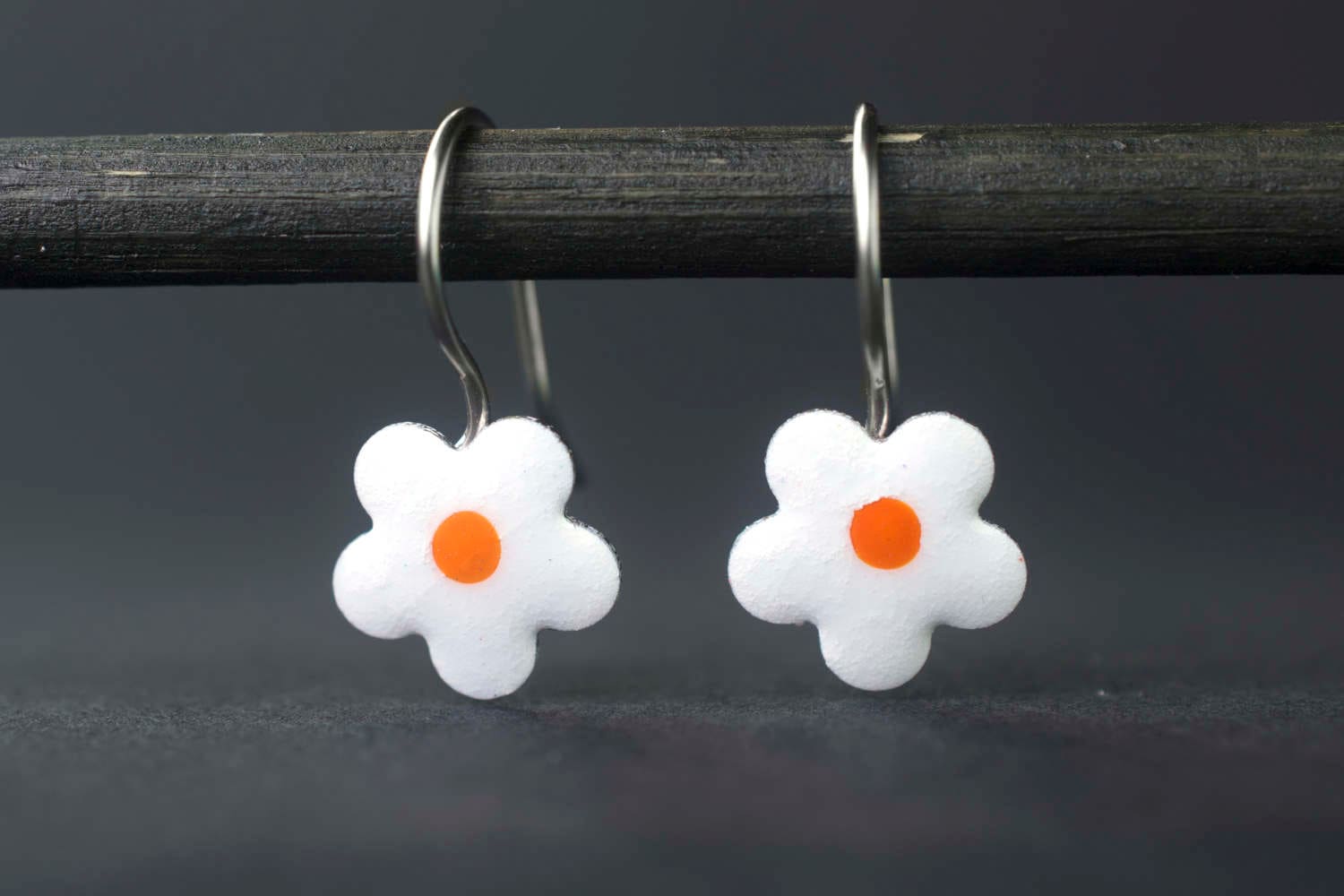 Blumenohrringe Für Kinder, Emaille Ohrringe Mädchen, Kinder Geschenk, Handbemalte Blumen, Blumenschmuck, Frühling Ohrringe, Schmuck von ParadaJewelry