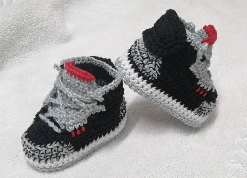 Häkelschuhe Baby, Gehäkelte Turnschuhe von ParadiseShoes