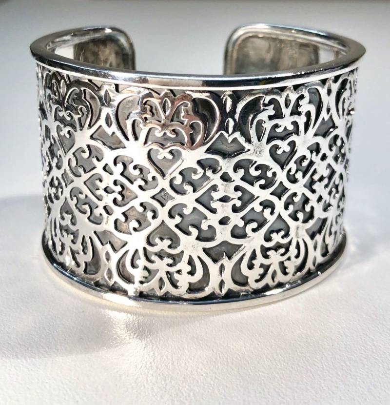 Silpada Sterling Silber Filigrane Herz Manschette Armband von ParagonSilverCo