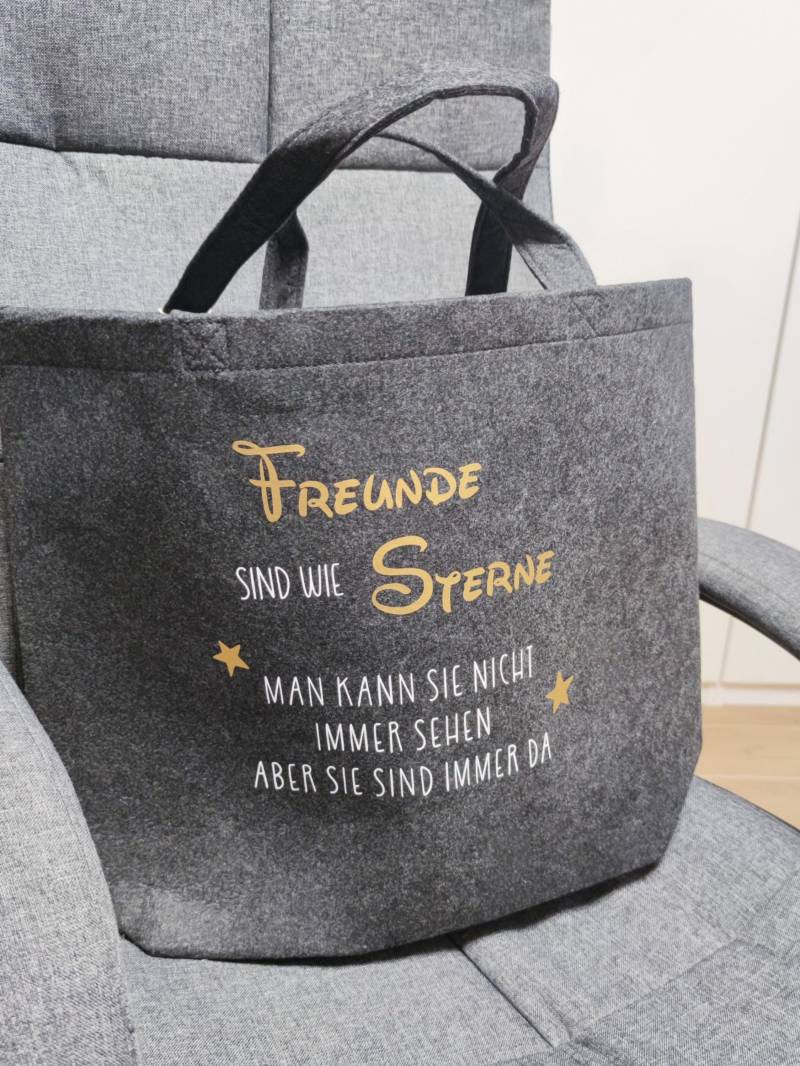 Große Filztasche Anthrazit Mit Spruch Bedruckt | Geschenk Für Beste Freunde Sind Wie Sterne Lieben Menschen von ParamigoAccessoires