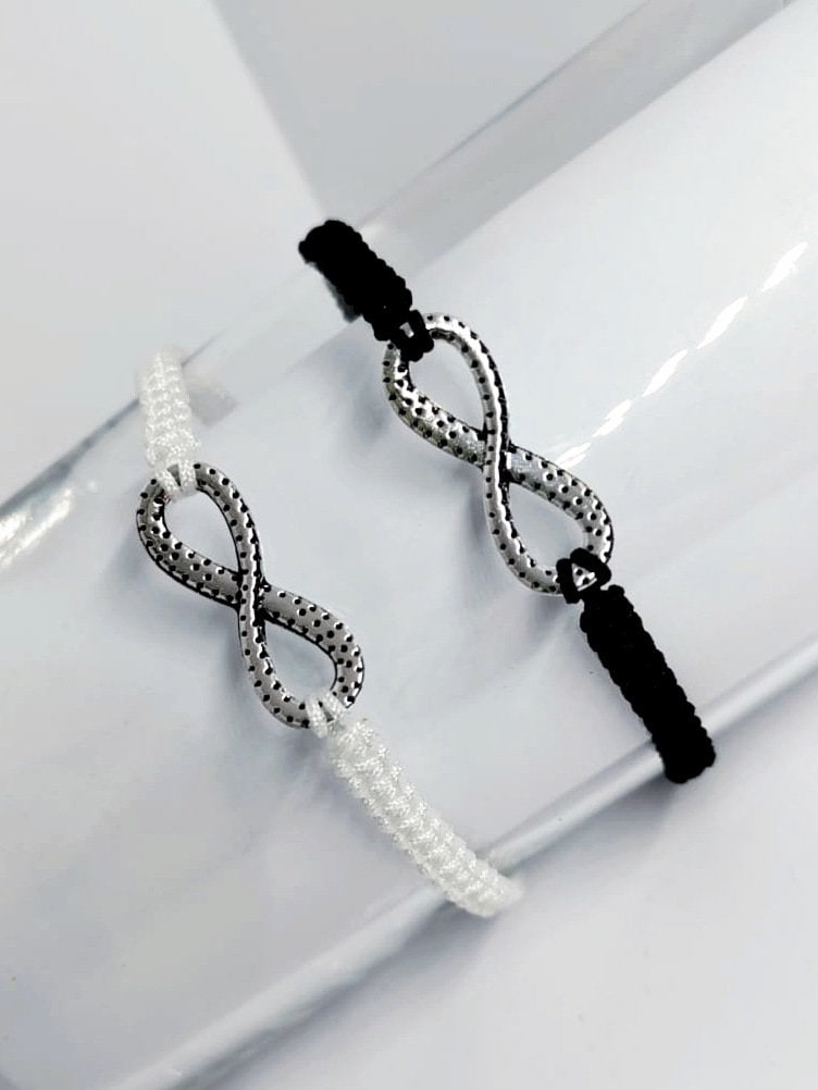 Infinity Makramee Armband, Freundschaftsarmband Unendlichkeit von ParamigoAccessoires