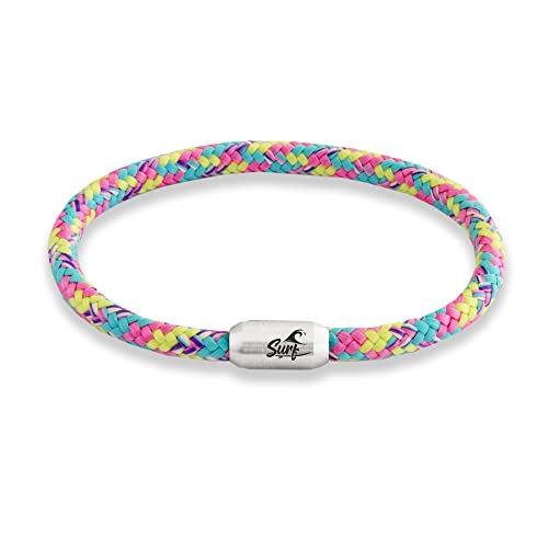 Paracord Surferarmband | Maritim & Wasserfest | 6 mm Ø | Surfer Gravur | Handgemachtes Surfer Armband für Damen und Herren | Segeltau Armband (Rainbow, 19.00) von Paris Montana